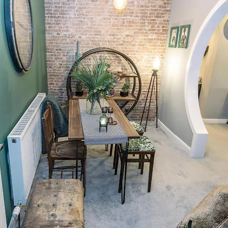 Royal Crescent 別荘 *