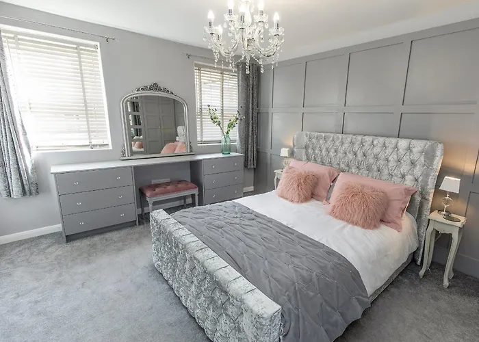 Royal Crescent * Whitby